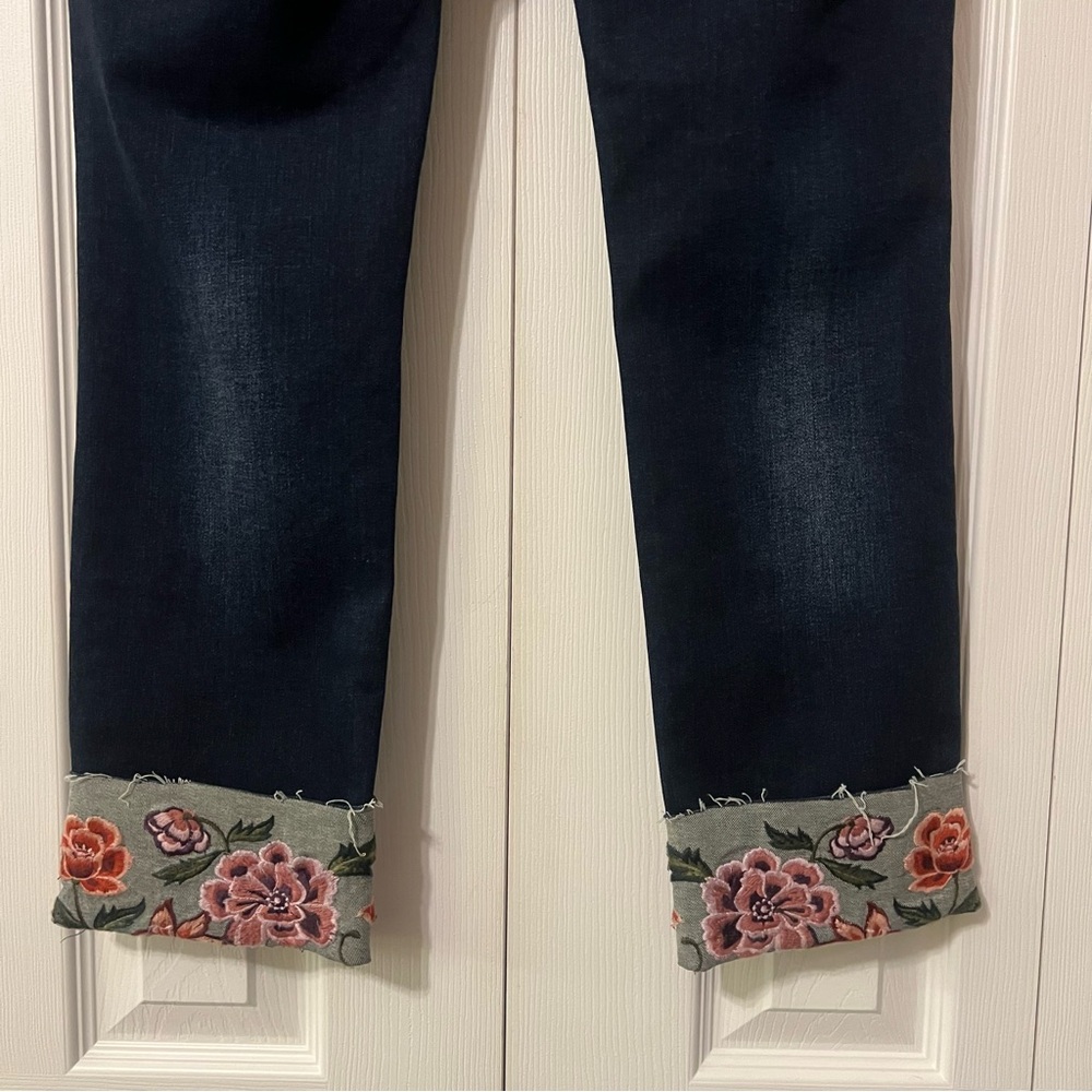 Driftwood Sundance Colette Floral Embroidered Jeans Size 28 - Picture 8 of 14
